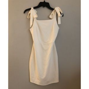 Francesca’s white tight dress NWT / size 6